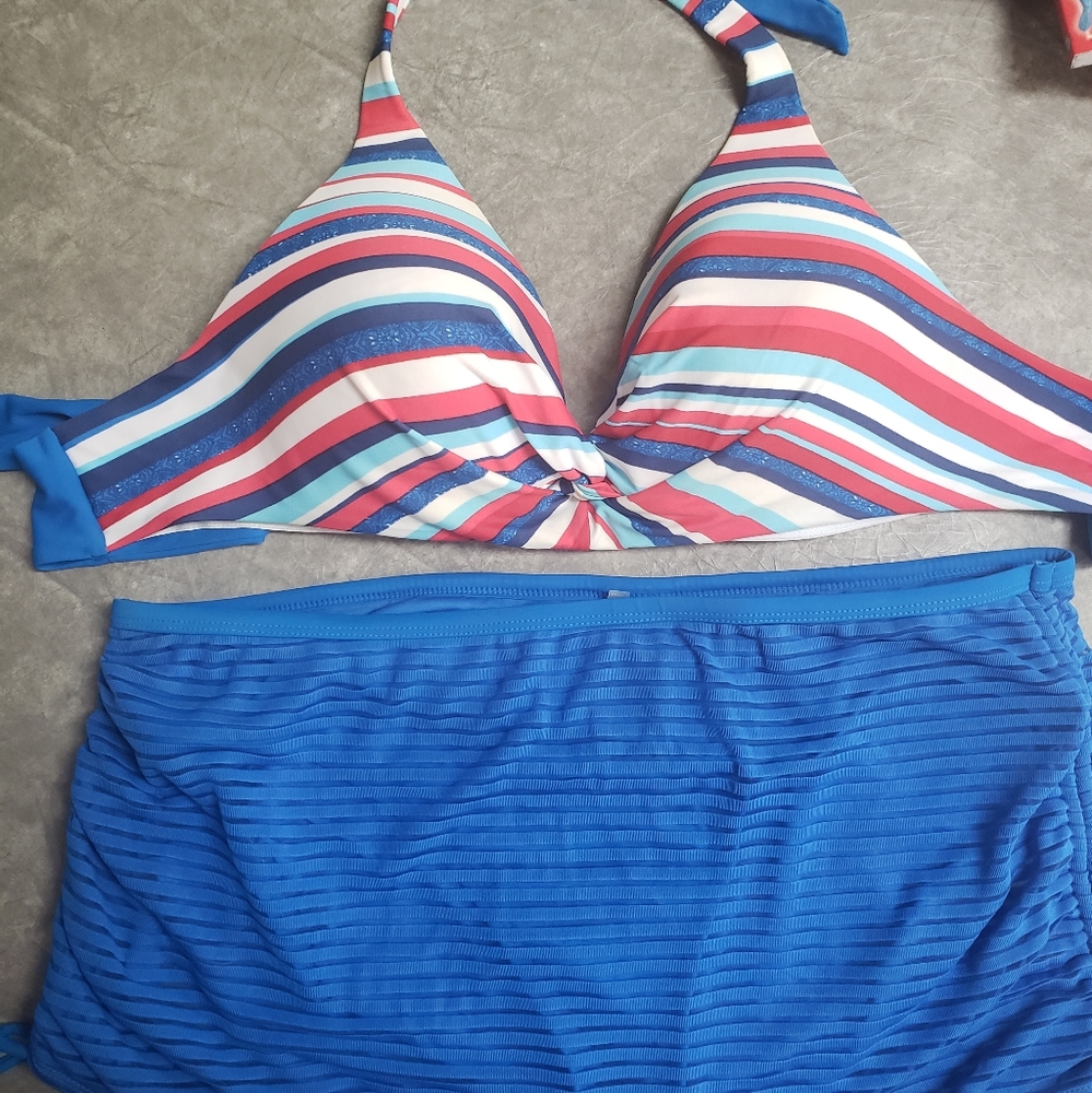 Ladies 2 piece swimsuit